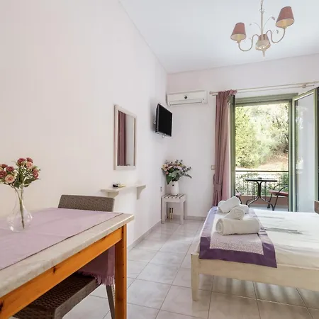 Apartment Nontas 25